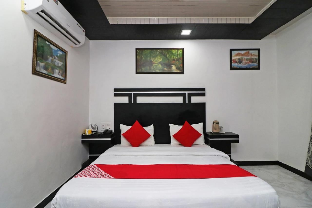 Capital O 4747 Imperial Hotel Katra Katra  Buitenkant foto