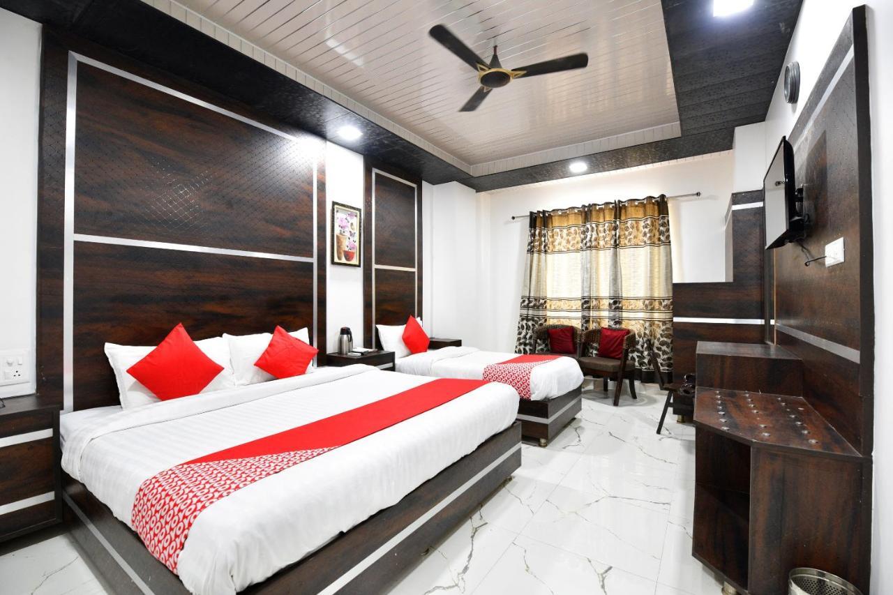 Capital O 4747 Imperial Hotel Katra Katra  Buitenkant foto